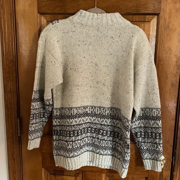 Mixed Grays Patterned Sweater - M - Picture 2 of 6